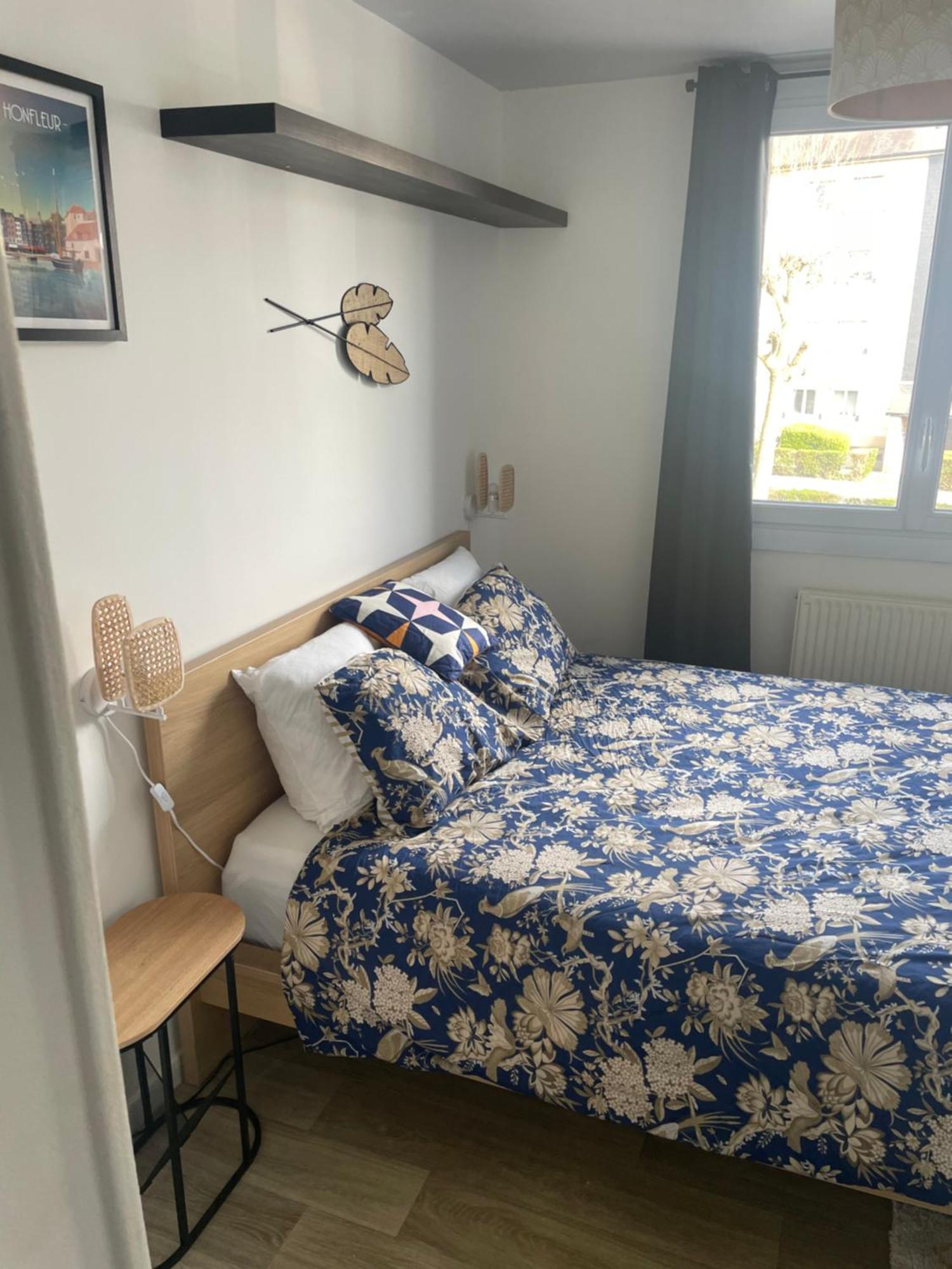 Bel Appartement Spacieux ,Convivial De 3 Chambres Avec Parking Prive Secure Caen Exterior foto